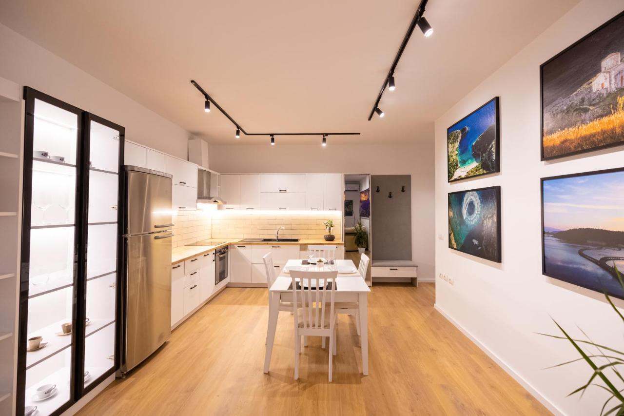 Victoria Lungomare Apartment Avlonya Dış mekan fotoğraf