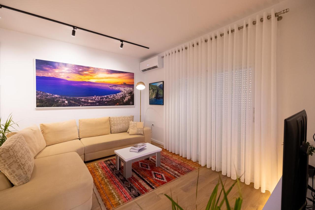 Victoria Lungomare Apartment Avlonya Dış mekan fotoğraf