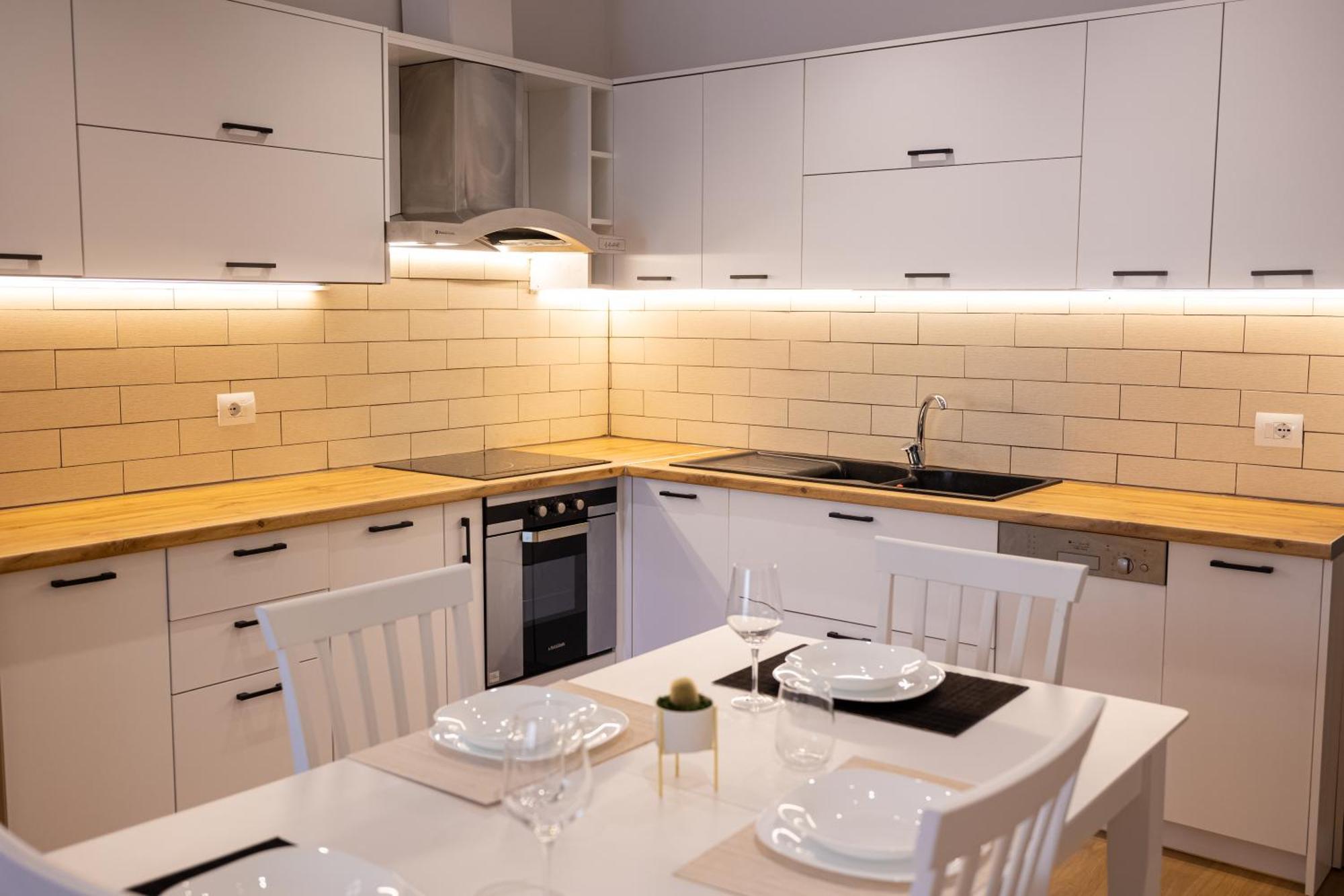 Victoria Lungomare Apartment Avlonya Dış mekan fotoğraf