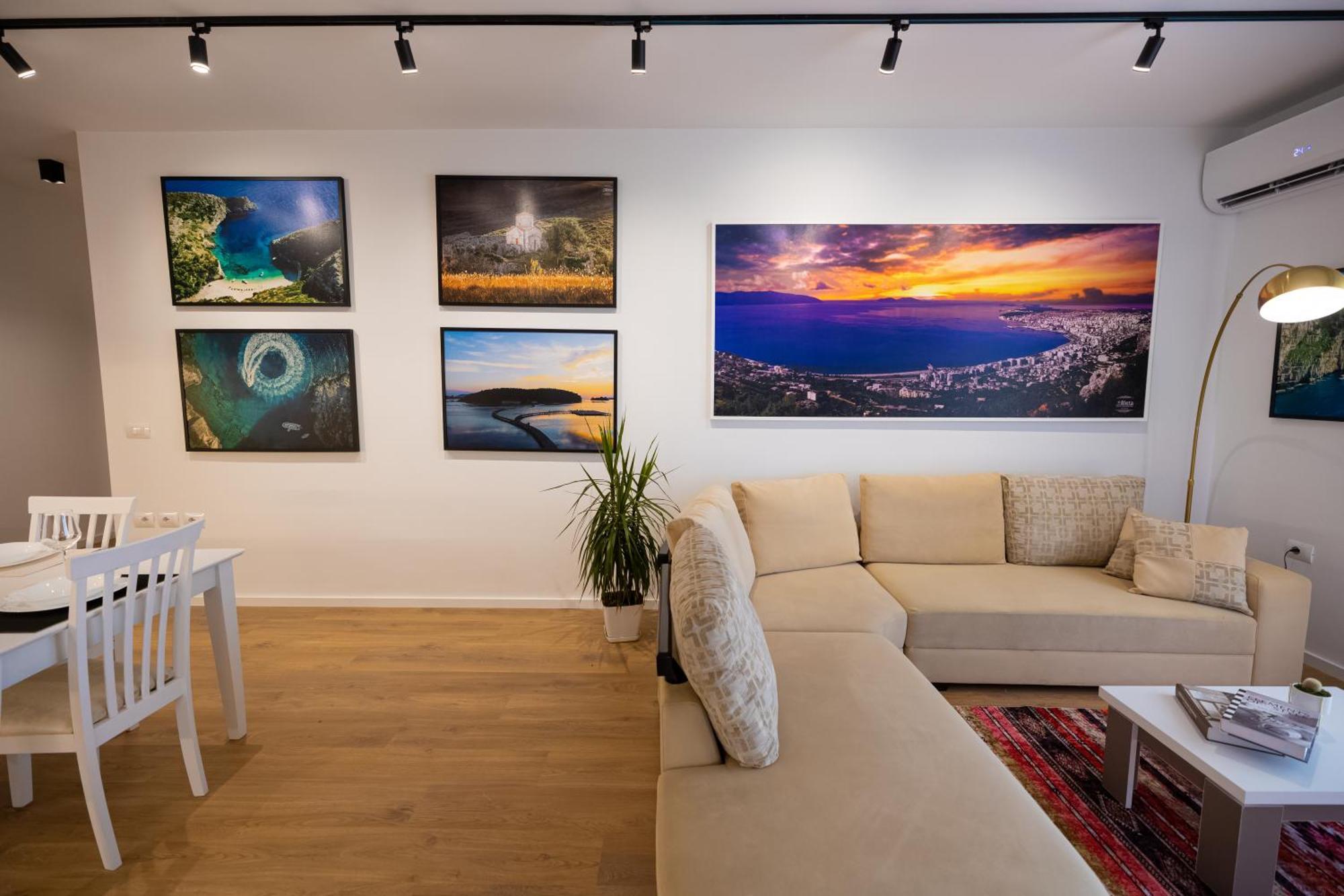Victoria Lungomare Apartment Avlonya Dış mekan fotoğraf